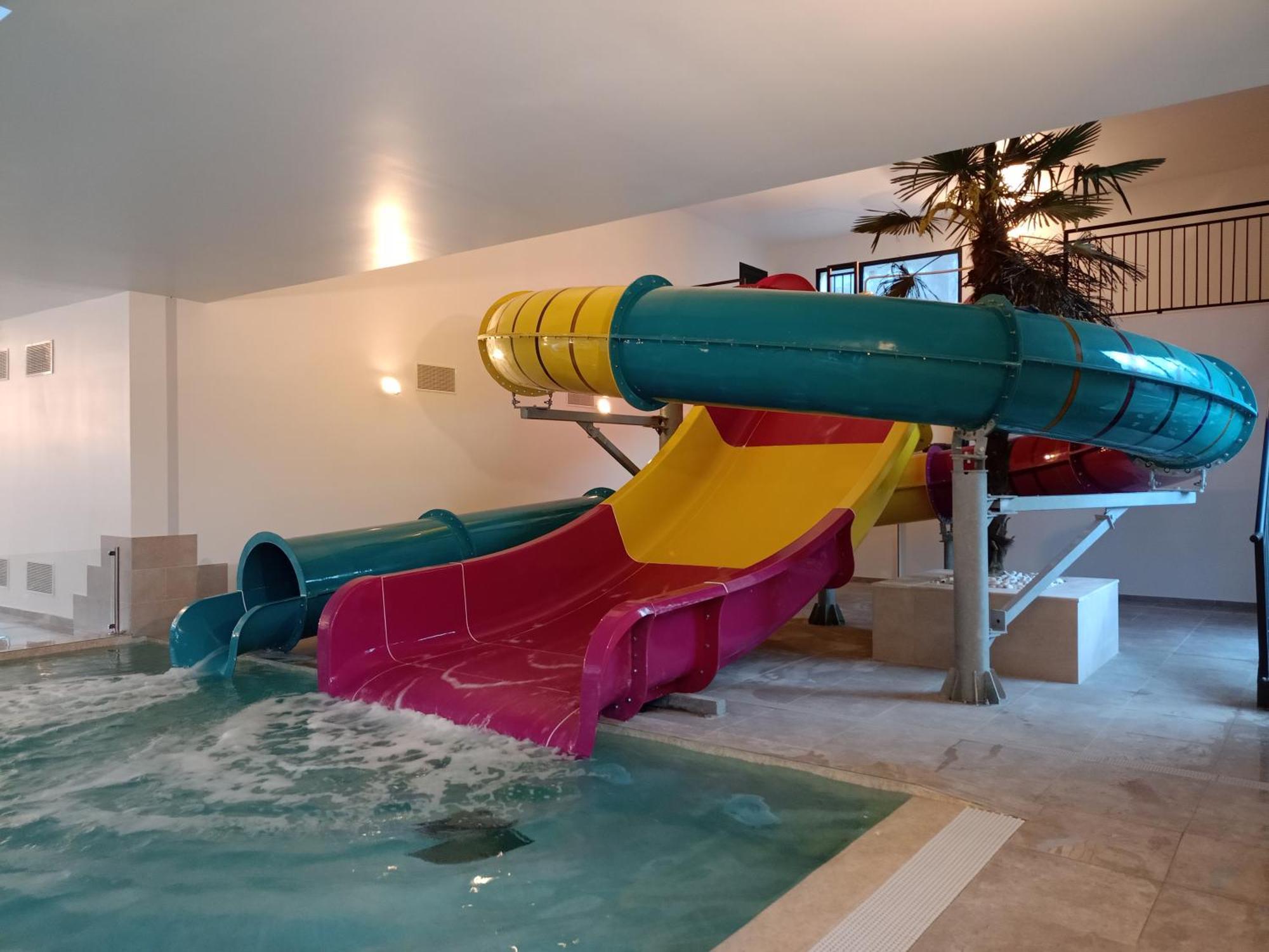 Camping Paradis La Marmotte Акс-ле-Терм Екстериор снимка