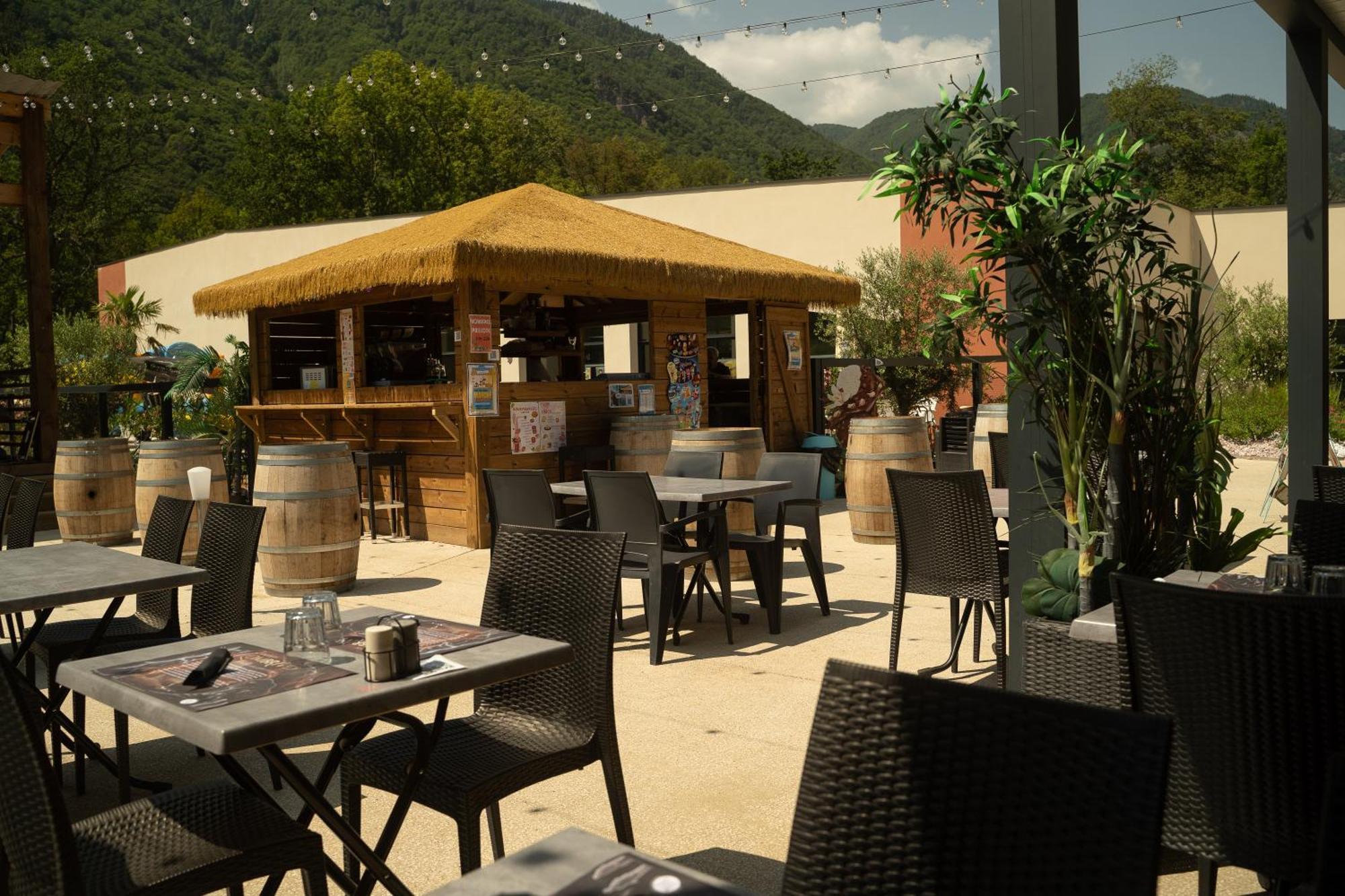 Camping Paradis La Marmotte Акс-ле-Терм Екстериор снимка