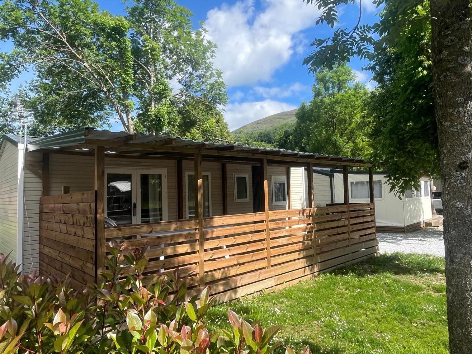 Camping Paradis La Marmotte Акс-ле-Терм Екстериор снимка